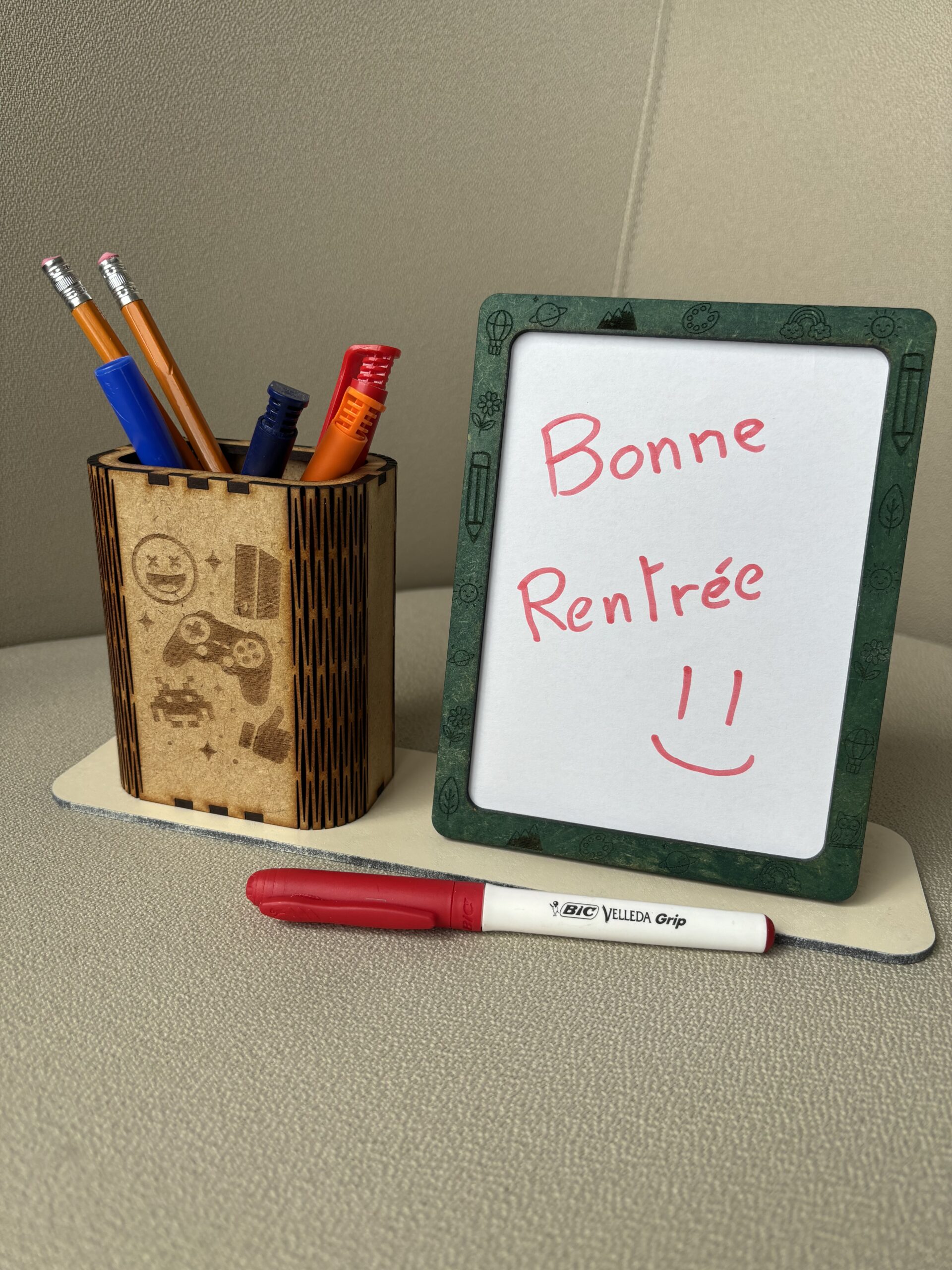 Atelier Enfants + 8ans –  » Le Pot à Crayons Malin « 
